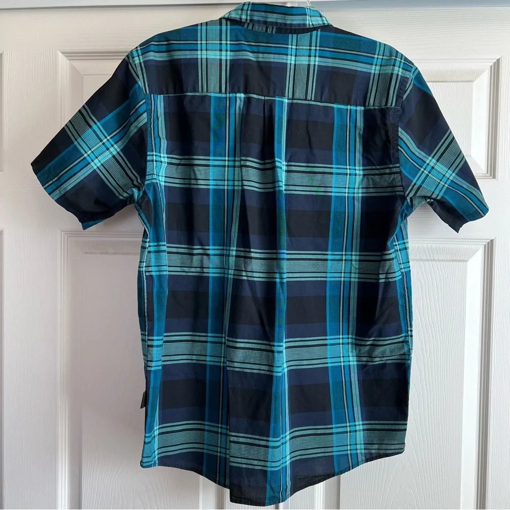 Patagonia - Short Sleeve Button-Down Shirt - Blue - Size M - Picture 4 of 4